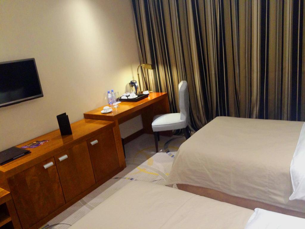Royal Plaza Hotel And Casino คัปชาไกย์ ห้อง รูปภาพ
