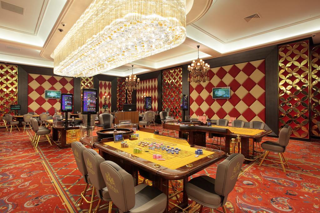 Royal Plaza Hotel And Casino คัปชาไกย์ ภายนอก รูปภาพ